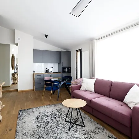 Inspire Miodova Aparthotel 4*