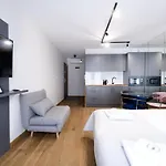Apartahotel Inspire Miodova
