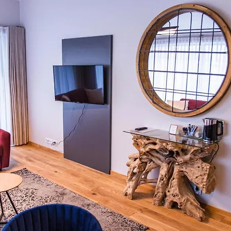 Apart Otel Inspire Miodova 4*