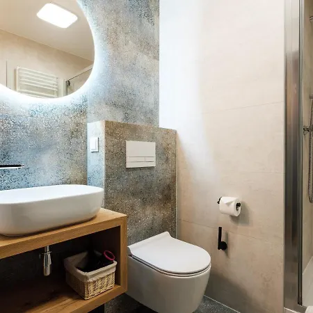 Inspire Miodova Апарт-отель 4*